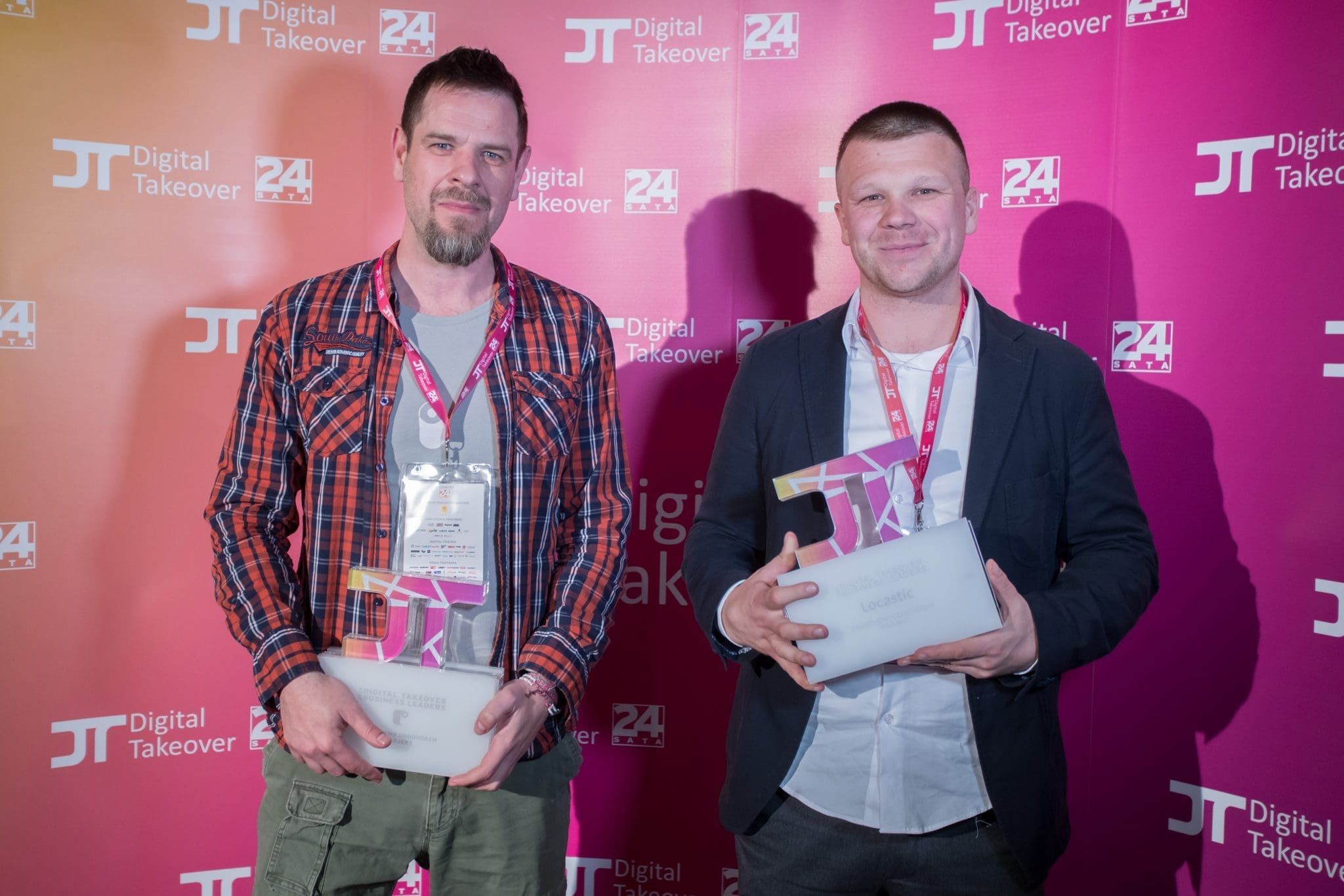 Locastic and OmoLab win Digital Takeover awards! - Locastic