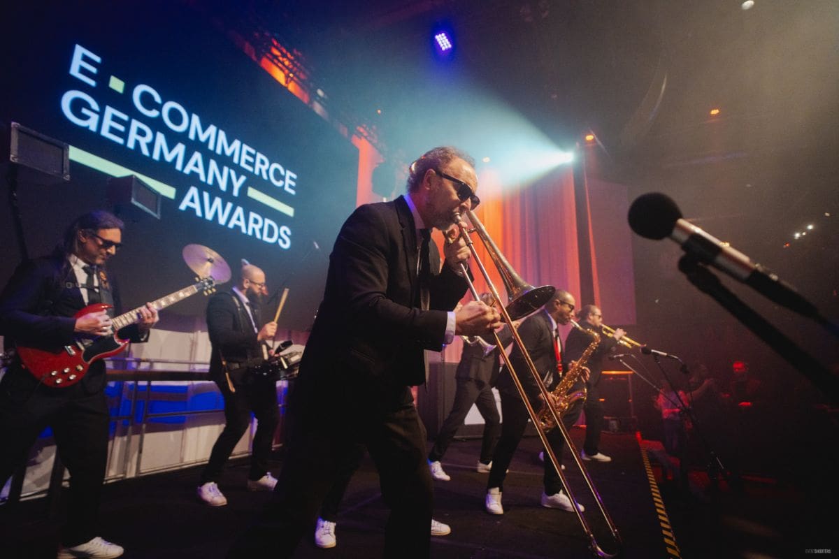 An award-winning February - Locastic.com | Locastic